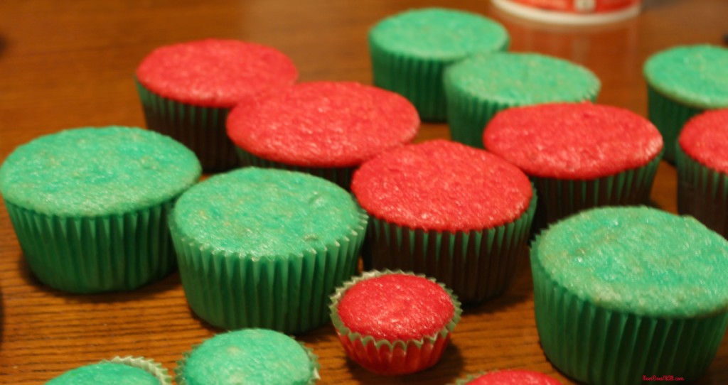 Easy Christmas Cupcakes 