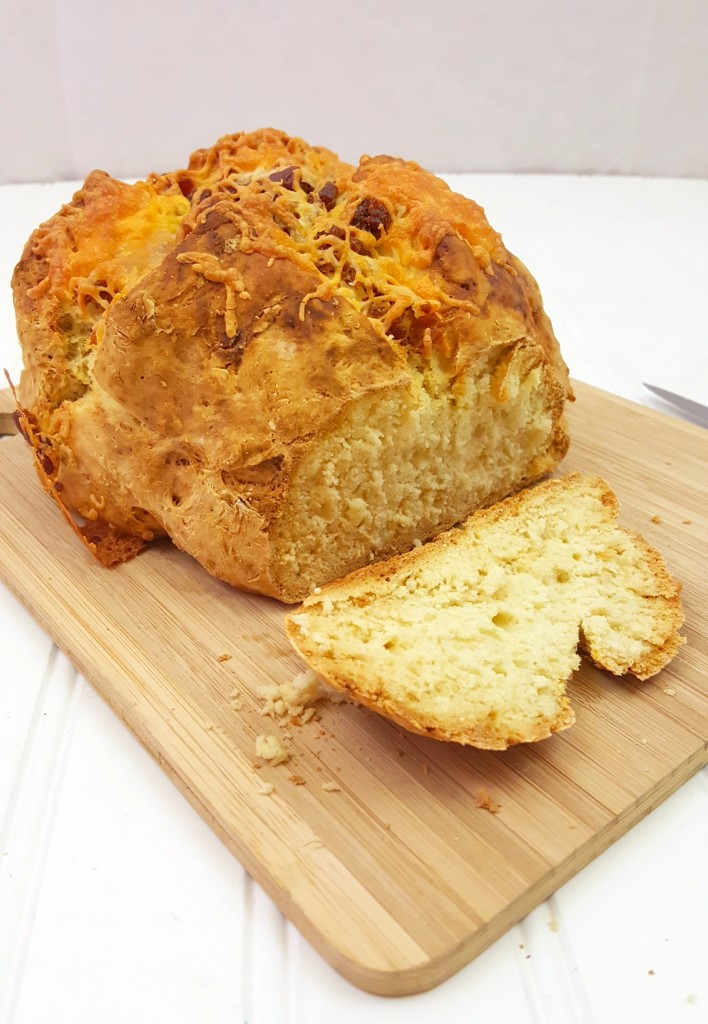 Cheesy Irish Soda Bread 