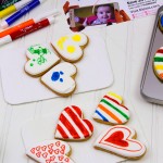 Eleni’s Color Me! Hearts Gift Set is perfect for anyone on Valentine’s Day!