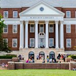 4 Ways to get a Scholarship.